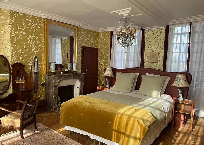 Chateau De Rosa Bonheur *